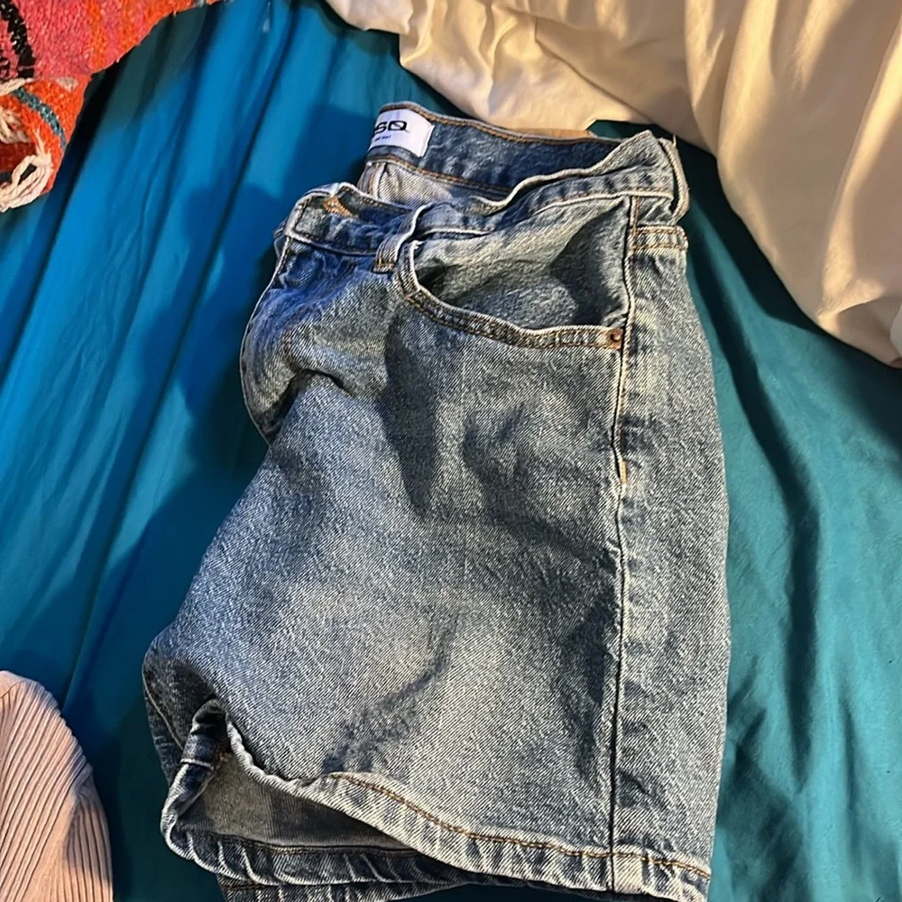 Small medium clothes - Picture 2 of 11